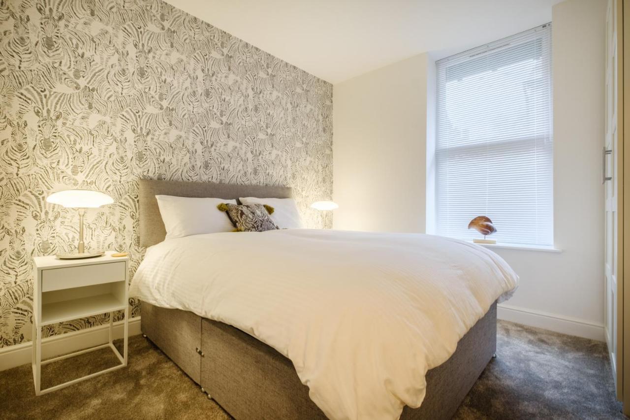 Flat 2, The Old Antiques Warehouse - Free Off-Site Health Club Access With Pool, Sauna, Steam Room & Gym Bowness-on-Windermere Ngoại thất bức ảnh
